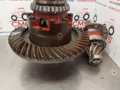 Ford New Holland 7840, Ts, 40, Ts6000 Bevel Gear And Differential 81866326 - Диференцијален запчаник на брзина за Земјоделска машина: слика 3 Ford New Holland 7840, Ts, 40, Ts6000 Bevel Gear And Differential 81866326 - Диференцијален запчаник на брзина за Земјоделска машина: слика 3