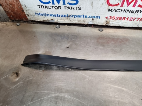 Ford Sq Cab, 10, Tw, 30 Cab Mudguard Seal E4nn16r322ab, E4nn16r322ac - Блатобран: слика 2 Ford Sq Cab, 10, Tw, 30 Cab Mudguard Seal E4nn16r322ab, E4nn16r322ac - Блатобран: слика 2