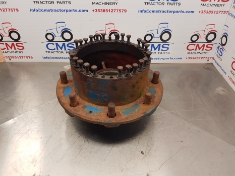 Ford Tw 20 Front Axle Hub Bolt Plate Ford 4468453013, Zp1927708, 4468453013 - Глава на тркало за Трактор: слика 1 Ford Tw 20 Front Axle Hub Bolt Plate Ford 4468453013, Zp1927708, 4468453013 - Глава на тркало за Трактор: слика 1
