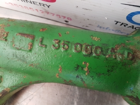 John Deere 2140, 2040, 1840, 1640 Spindle Knuckle Rhs Rhs Al31297, L35000 - Рукавец за Трактор: слика 3 John Deere 2140, 2040, 1840, 1640 Spindle Knuckle Rhs Rhs Al31297, L35000 - Рукавец за Трактор: слика 3