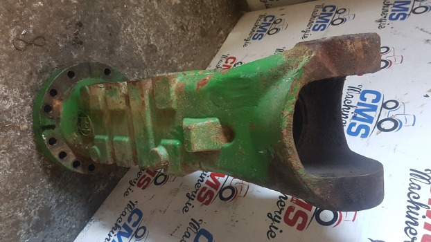 John Deere 3215, 3220, 3200 Front Axle Half Housing Lhs Z77220, 4475435087 - Предна оска: слика 2 John Deere 3215, 3220, 3200 Front Axle Half Housing Lhs Z77220, 4475435087 - Предна оска: слика 2