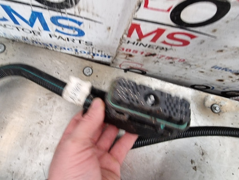 John Deere 6145r, 6155r, 6130r, Wiring Loom Complete Al219919, Al217846 - Појас за кабел/ Жица: слика 5 John Deere 6145r, 6155r, 6130r, Wiring Loom Complete Al219919, Al217846 - Појас за кабел/ Жица: слика 5