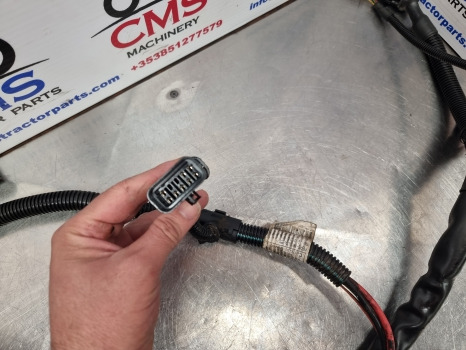 John Deere 6145r, 6155r, 6155rh, Front Hitch Wiring Loom Al218619 - Појас за кабел/ Жица: слика 5 John Deere 6145r, 6155r, 6155rh, Front Hitch Wiring Loom Al218619 - Појас за кабел/ Жица: слика 5