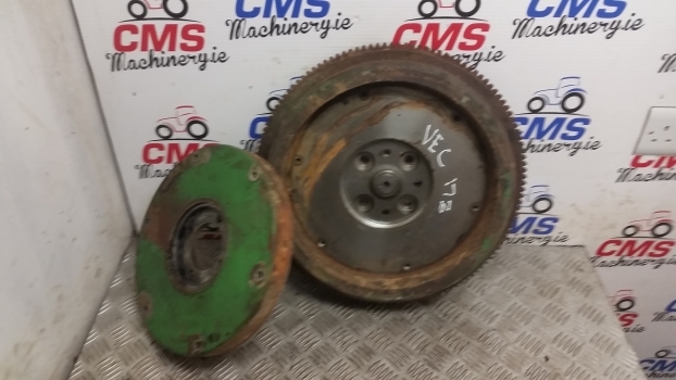 John Deere 6900, 6800, 7500, 6300, 6500, 6600, 7500 Flywheel Assembly Re58829 - Замаец за Трактор: слика 2 John Deere 6900, 6800, 7500, 6300, 6500, 6600, 7500 Flywheel Assembly Re58829 - Замаец за Трактор: слика 2