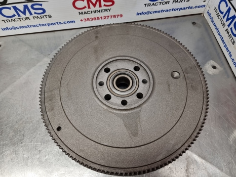 John Deere Se600, 5020,6010 And 6020, Engine Flywheel Re506524 , R503865 - Замаец: слика 4 John Deere Se600, 5020,6010 And 6020, Engine Flywheel Re506524 , R503865 - Замаец: слика 4