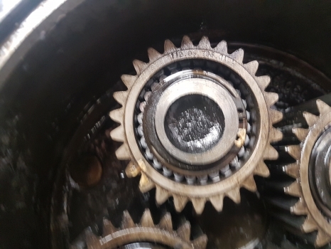 Manitou Mlt 634-120 Lsu Axle Hub Gear Carrier 76094087, 212.06.710.13, 602867 - Глава на тркало за Телескопски ракувач: слика 2 Manitou Mlt 634-120 Lsu Axle Hub Gear Carrier 76094087, 212.06.710.13, 602867 - Глава на тркало за Телескопски ракувач: слика 2