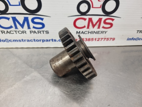 Massey Ferguson 35, 135, 165, 148, Pto Gear 32z 182090m1 - Трансмисија: слика 1 Massey Ferguson 35, 135, 165, 148, Pto Gear 32z 182090m1 - Трансмисија: слика 1