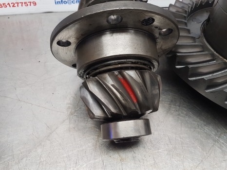 Massey Ferguson 50b Rear Axle Bevel Gear And Differential 000000 - Диференцијален запчаник на брзина за Трактор: слика 3 Massey Ferguson 50b Rear Axle Bevel Gear And Differential 000000 - Диференцијален запчаник на брзина за Трактор: слика 3