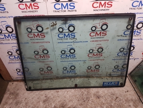 Massey Ferguson 690, 665, 698, 699 Cab Front Glass Windscreen Tg1246 - Ветробранско стакло за Трактор: слика 1 Massey Ferguson 690, 665, 698, 699 Cab Front Glass Windscreen Tg1246 - Ветробранско стакло за Трактор: слика 1