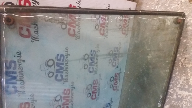 Massey Ferguson 690 Cab Frong Glass Windscreen Tg1246 - Ветробранско стакло за Трактор: слика 3 Massey Ferguson 690 Cab Frong Glass Windscreen Tg1246 - Ветробранско стакло за Трактор: слика 3