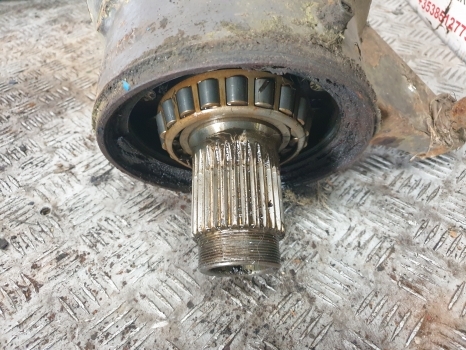Massey Ferguson 699, 698 Front Swivel Housing Spindle Rhs 3426051m3 - Рукавец за Трактор: слика 3 Massey Ferguson 699, 698 Front Swivel Housing Spindle Rhs 3426051m3 - Рукавец за Трактор: слика 3