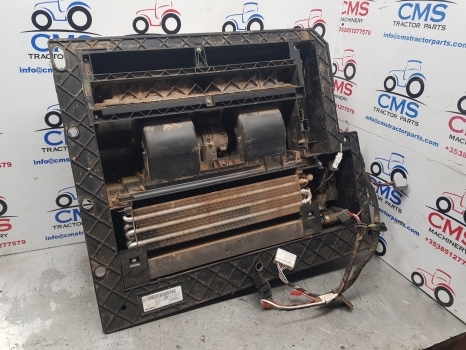 Merlo Tf35.7 Cs 115 Webasto Air Conditioning Unit Assy 21744934, 6231364a, - Дел за клима уреди за Земјоделска машина: слика 1 Merlo Tf35.7 Cs 115 Webasto Air Conditioning Unit Assy 21744934, 6231364a, - Дел за клима уреди за Земјоделска машина: слика 1