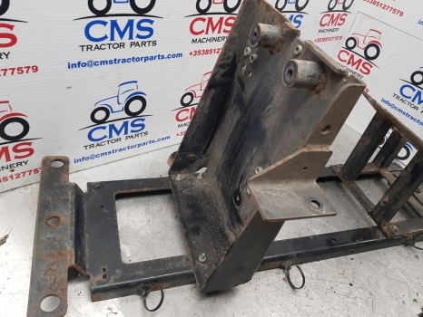 Хауба за Трактор New Holland Case Puma 145, T7.200 Hood Support Assy 84337706, 84485123, 84268312: слика 7