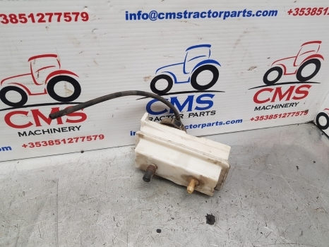 New Holland Case T6, T7, Maxxum, Puma T7.200 Brake Fluid Reservoir 84154075 - Цилиндар за кочници за Земјоделска машина: слика 1 New Holland Case T6, T7, Maxxum, Puma T7.200 Brake Fluid Reservoir 84154075 - Цилиндар за кочници за Земјоделска машина: слика 1