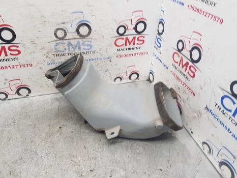 New Holland Case T7.200 Cab Air Duct Pipe Lhs 87594202, 87599953, 87646812 - Греење/ Вентилација за Трактор: слика 4 New Holland Case T7.200 Cab Air Duct Pipe Lhs 87594202, 87599953, 87646812 - Греење/ Вентилација за Трактор: слика 4