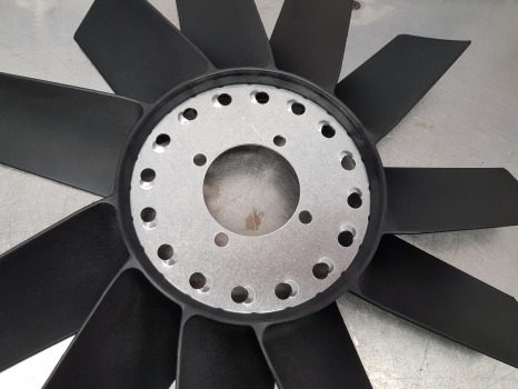 New Holland Caset4000, Td5, Td5000, Tla, Tnda, Tnsa Cooling Fan 5198172 - Фен: слика 5 New Holland Caset4000, Td5, Td5000, Tla, Tnda, Tnsa Cooling Fan 5198172 - Фен: слика 5