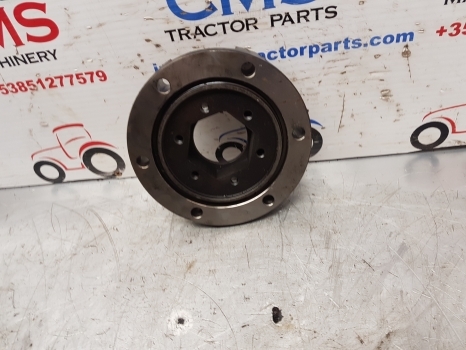 New Holland Fiat Ford L95, Tl100, Tl100a, 7635 Differential Support Lhs 5181269 - Диференцијален запчаник на брзина за Трактор: слика 4 New Holland Fiat Ford L95, Tl100, Tl100a, 7635 Differential Support Lhs 5181269 - Диференцијален запчаник на брзина за Трактор: слика 4