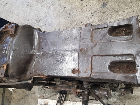 New Holland Fiat Ford L95 Transmission Assy 5166741, 5167174, 47132243, 5172780 - Менувач за Трактор: слика 3 New Holland Fiat Ford L95 Transmission Assy 5166741, 5167174, 47132243, 5172780 - Менувач за Трактор: слика 3