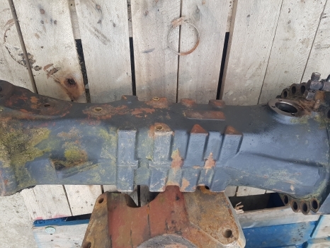 Предна оска за Телескопски ракувач New Holland Lm435a Front Axle Housing 212.06.001.689; 212.06.001.12; 85807542: слика 10