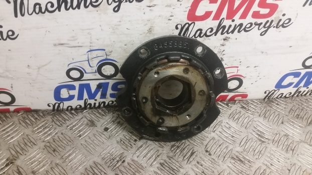 New Holland T5.95, 100, 105, 110, 120 Differential Support 84558851 - Диференцијален запчаник на брзина за Трактор: слика 1 New Holland T5.95, 100, 105, 110, 120 Differential Support 84558851 - Диференцијален запчаник на брзина за Трактор: слика 1