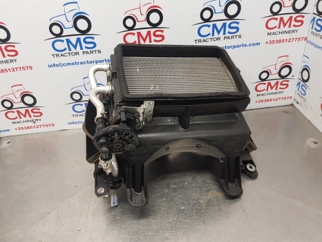New Holland T5.95, T4, T5, Case Cab Heater Box Assembly 84481759, 84579701 - Греење/ Вентилација за Трактор: слика 4 New Holland T5.95, T4, T5, Case Cab Heater Box Assembly 84481759, 84579701 - Греење/ Вентилација за Трактор: слика 4