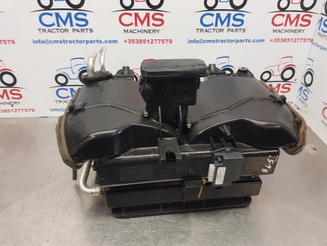 New Holland T5.95, T4, T5, Case Cab Heater Box Assembly 84481759, 84579701 - Греење/ Вентилација за Трактор: слика 2 New Holland T5.95, T4, T5, Case Cab Heater Box Assembly 84481759, 84579701 - Греење/ Вентилација за Трактор: слика 2