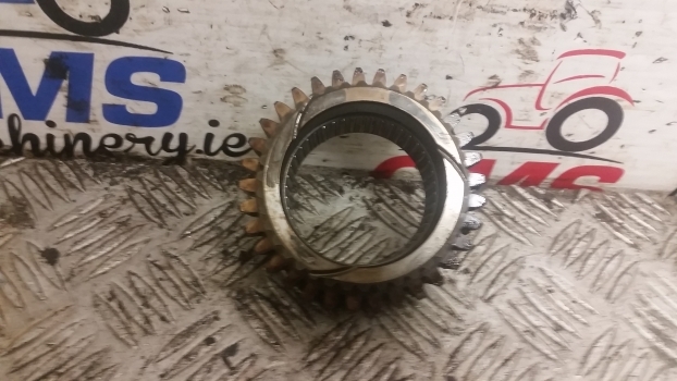 New Holland T5, T6, T6000, Tsa Series T5.120 Transmission Gear 47126624 - Трансмисија за Трактор: слика 4 New Holland T5, T6, T6000, Tsa Series T5.120 Transmission Gear 47126624 - Трансмисија за Трактор: слика 4