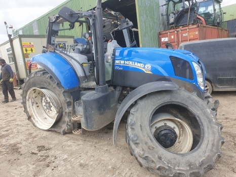 New Holland T7.200 Transmission, Axle, Pto, Hydraulic, Electric Nut Parts - Менувач: слика 1 New Holland T7.200 Transmission, Axle, Pto, Hydraulic, Electric Nut Parts - Менувач: слика 1