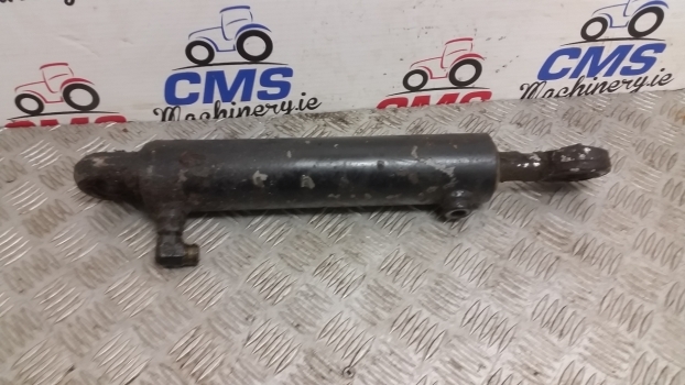 New Holland T7, T7000 Series T7040 Lift Cylinder, Ram 84527512, 87644502 - Хидрауличен цилиндар за Трактор: слика 1 New Holland T7, T7000 Series T7040 Lift Cylinder, Ram 84527512, 87644502 - Хидрауличен цилиндар за Трактор: слика 1