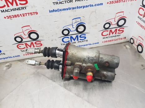 New Holland T7040, T7.260 Brake Master Cylinder 87315873, 87754484, 47777898 - Цилиндар за кочници за Земјоделска машина: слика 1 New Holland T7040, T7.260 Brake Master Cylinder 87315873, 87754484, 47777898 - Цилиндар за кочници за Земјоделска машина: слика 1