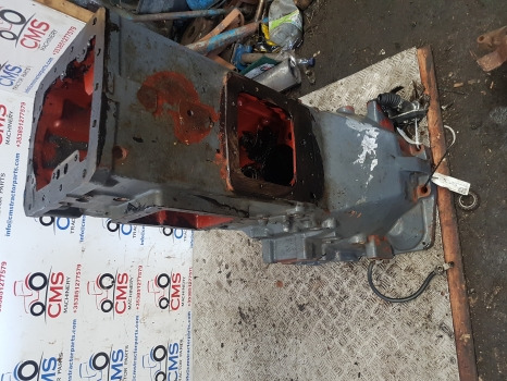 New Holland Tm, 60 Transmission Housing 5164693, 5181429, 5183646, 47125543 - Менувач: слика 1 New Holland Tm, 60 Transmission Housing 5164693, 5181429, 5183646, 47125543 - Менувач: слика 1