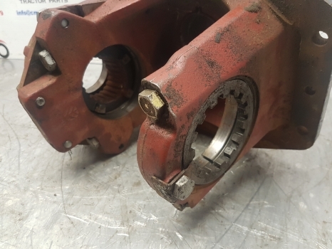 New Holland Tm, M, Td Tm 120 Front Axle Differential Housing 5182976, 5153611 - Диференцијален запчаник на брзина за Трактор: слика 5 New Holland Tm, M, Td Tm 120 Front Axle Differential Housing 5182976, 5153611 - Диференцијален запчаник на брзина за Трактор: слика 5