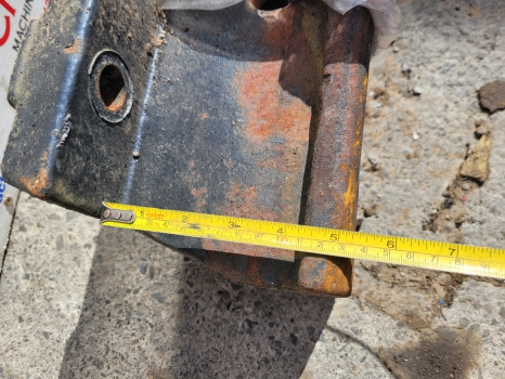 New Holland Tn60 Da, T4040 Deluxe Front Weight Carrier 5183899, 47123848 - Противтежа: слика 4 New Holland Tn60 Da, T4040 Deluxe Front Weight Carrier 5183899, 47123848 - Противтежа: слика 4