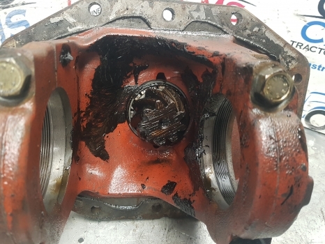 New Holland Ts115a,case,mxm Front Differential Housing, Pinion 10t Only 5145486 - Диференцијален запчаник на брзина за Трактор: слика 3 New Holland Ts115a,case,mxm Front Differential Housing, Pinion 10t Only 5145486 - Диференцијален запчаник на брзина за Трактор: слика 3