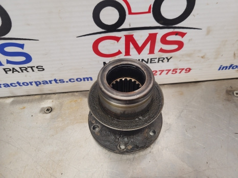 Valtra 6400 Front Axle Bevel Gear Input Flange V31794300, 730/100 - Предна оска: слика 4 Valtra 6400 Front Axle Bevel Gear Input Flange V31794300, 730/100 - Предна оска: слика 4