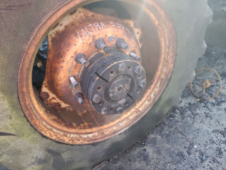 Valtra S374 Rear Half Axle Rhs Lhs 934152150112, 934152150040, 934152150122 - Задна оска: слика 2 Valtra S374 Rear Half Axle Rhs Lhs 934152150112, 934152150040, 934152150122 - Задна оска: слика 2