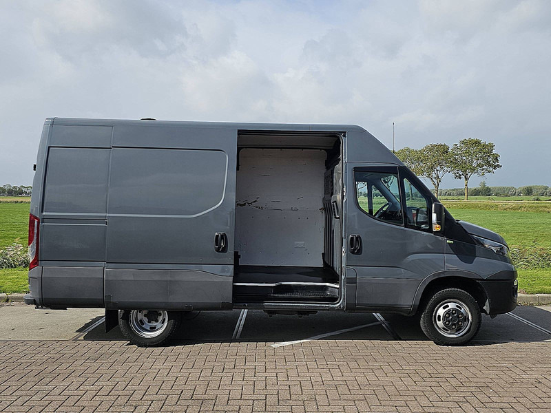 Лизинг на Iveco Daily 35C15 3.0 L 150 L2H2 DL Iveco Daily 35C15 3.0 L 150 L2H2 DL: слика 13