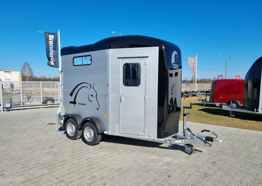 Cheval Liberte Touring Country + Siodlarnia - Автомобил приколка: слика 1 Cheval Liberte Touring Country + Siodlarnia - Автомобил приколка: слика 1