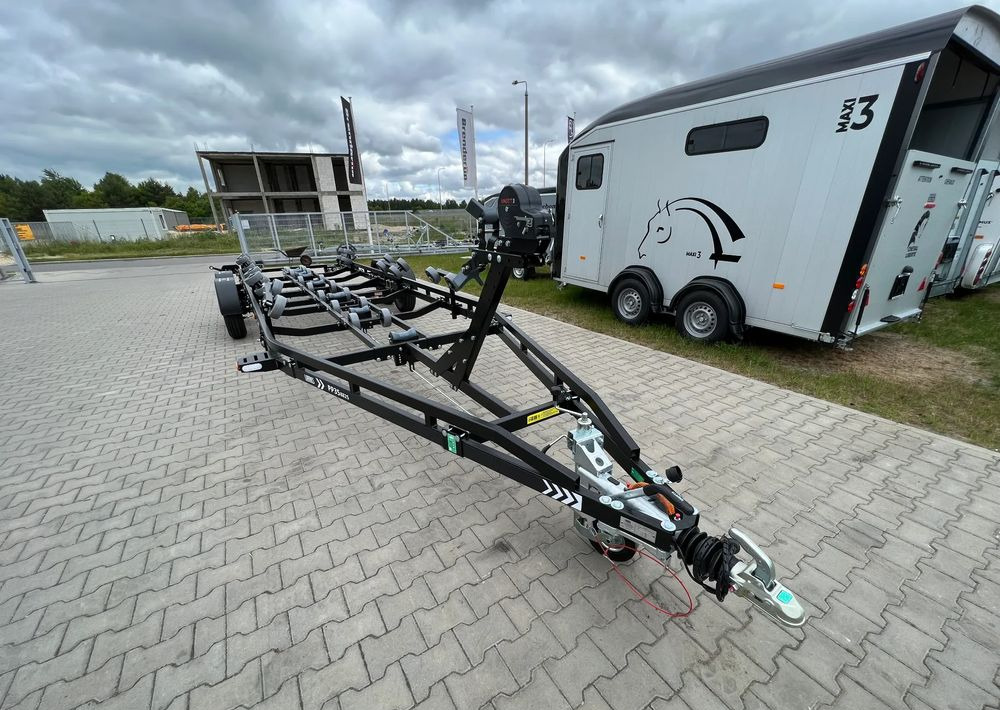 LORRIES PP35-8825 do jachtu łodzi 860 cm 3,5T - Приколка за чамец: слика 2 LORRIES PP35-8825 do jachtu łodzi 860 cm 3,5T - Приколка за чамец: слика 2