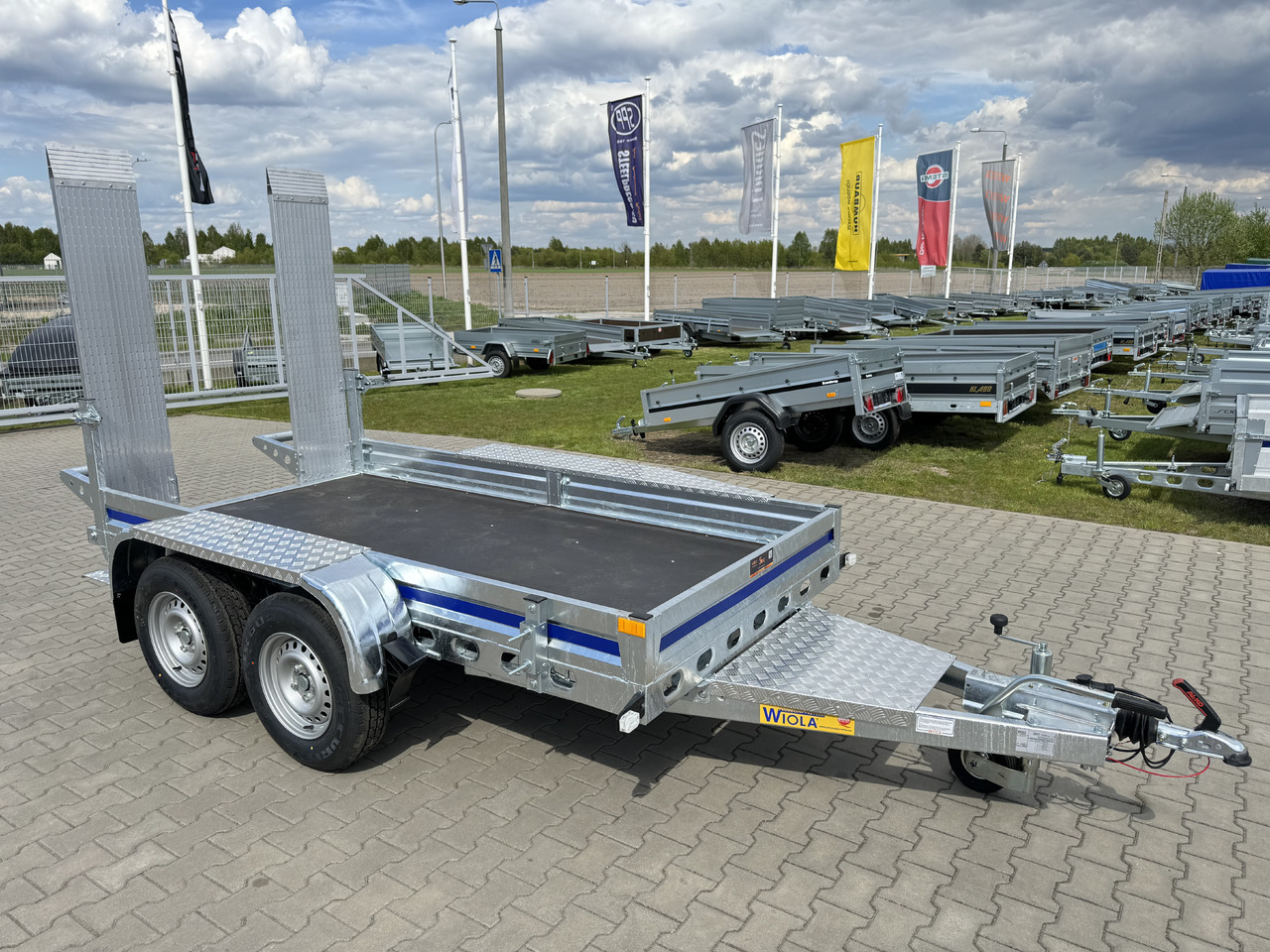 Wiola B2730 GVW 2700 kg machine transporter mini excavator 292x142 cm - Приколка за градежни машини: слика 5 Wiola B2730 GVW 2700 kg machine transporter mini excavator 292x142 cm - Приколка за градежни машини: слика 5