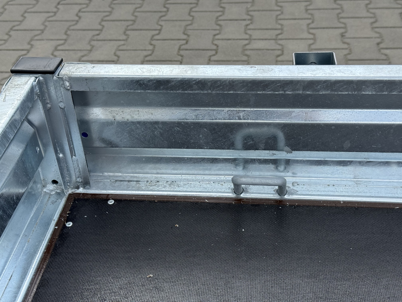 Нов Приколка за градежни машини Wiola B2730 GVW 2700 kg machine transporter mini excavator 292x142 cm: слика 8 Нов Приколка за градежни машини Wiola B2730 GVW 2700 kg machine transporter mini excavator 292x142 cm: слика 8