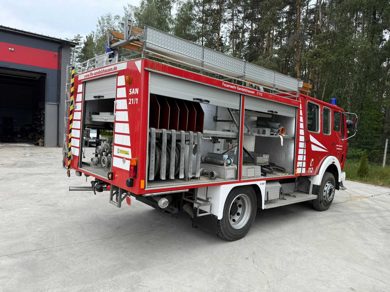 Mercedes 1019AF,4x4,Wóz strażacki, 50610 km, 2500 l, Import Niemcy - Противпожарен камион: слика 3 Mercedes 1019AF,4x4,Wóz strażacki, 50610 km, 2500 l, Import Niemcy - Противпожарен камион: слика 3