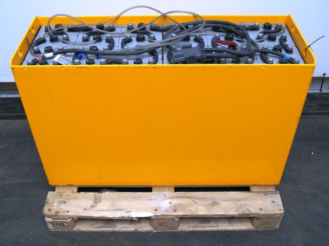Батерија за Опрема за ракување со материјали Jungheinrich unknown | Battery 48V775Ah 05-EPZS775SC Year 2024 weight 1135 kg sn: слика 1