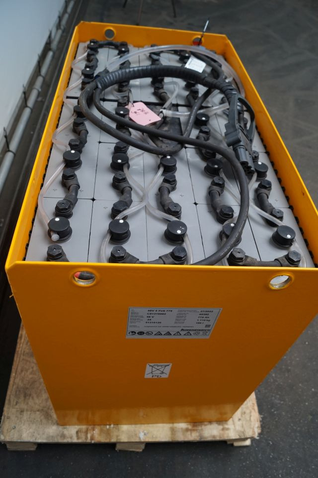 Jungheinrich unknown | Battery 48V775Ah 48 5PZS775 Year 2022 weight 1119 kg sn. - Батерија за Опрема за ракување со материјали: слика 2 Jungheinrich unknown | Battery 48V775Ah 48 5PZS775 Year 2022 weight 1119 kg sn. - Батерија за Опрема за ракување со материјали: слика 2