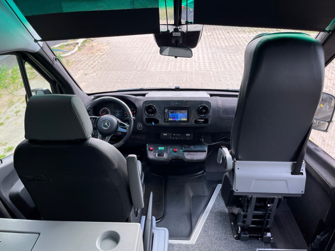 Патнички вагон автобус Mercedes-Benz Sprinter 519/ 3.0 V6 / LUXURY Tourist Bus: слика 26