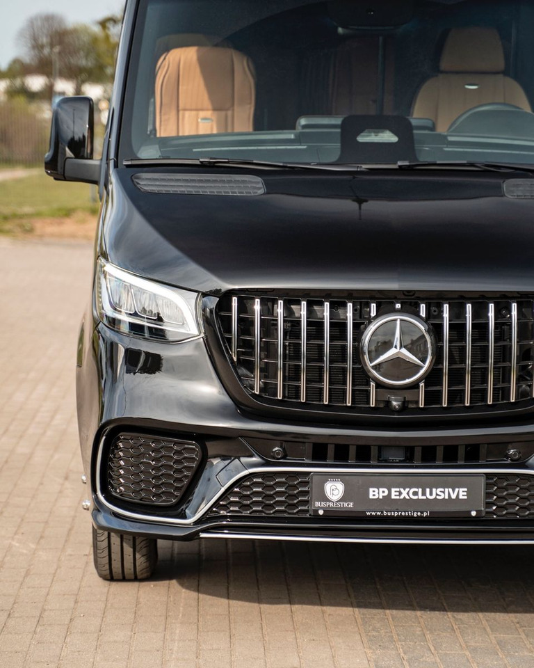 Mercedes-Benz Sprinter 519 Luxury TOURIST XL / NEW IN STOCK!!! - Патнички вагон автобус: слика 2 Mercedes-Benz Sprinter 519 Luxury TOURIST XL / NEW IN STOCK!!! - Патнички вагон автобус: слика 2