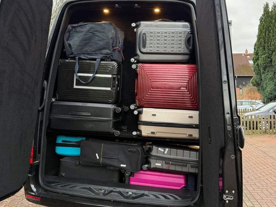 Mercedes-Benz Sprinter 519 Luxury TOURIST XL / NEW IN STOCK!!! - Патнички вагон автобус: слика 1 Mercedes-Benz Sprinter 519 Luxury TOURIST XL / NEW IN STOCK!!! - Патнички вагон автобус: слика 1