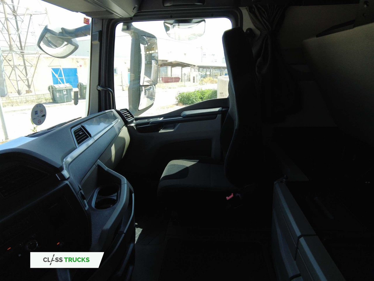 Камион влекач MAN TGX 18.510 GX, 14 Gears: слика 7 Камион влекач MAN TGX 18.510 GX, 14 Gears: слика 7