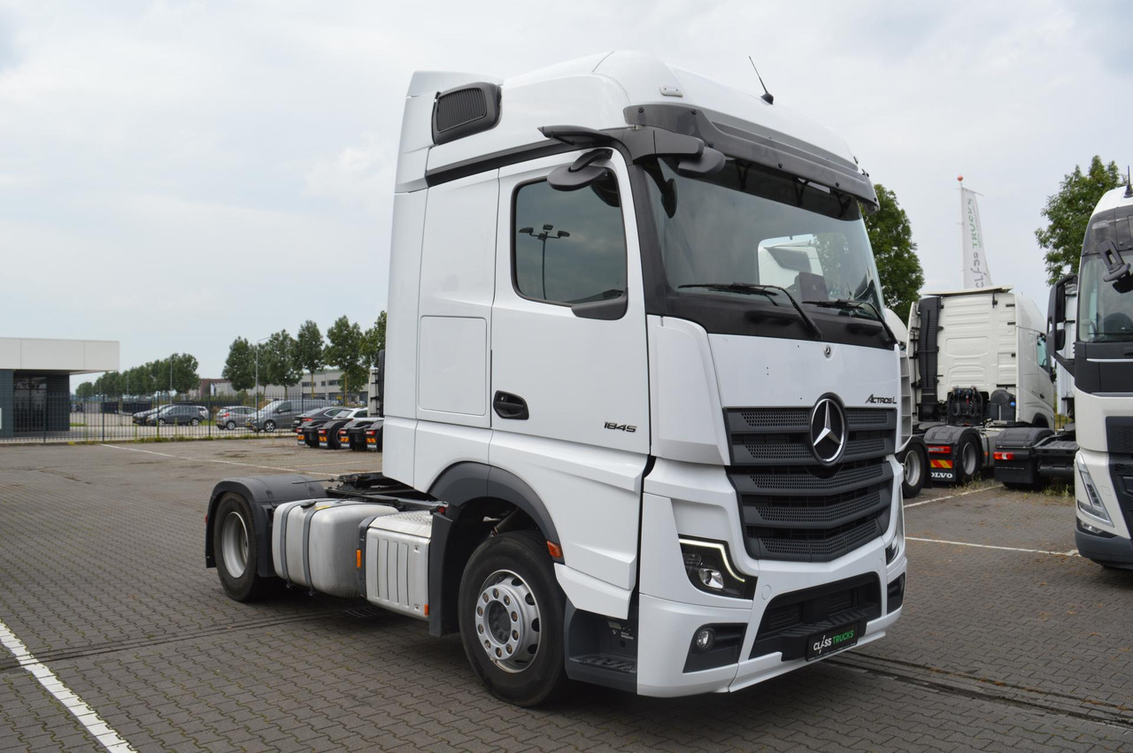 Mercedes-Benz Actros 5 1845 BigSpace - Камион влекач: слика 3 Mercedes-Benz Actros 5 1845 BigSpace - Камион влекач: слика 3