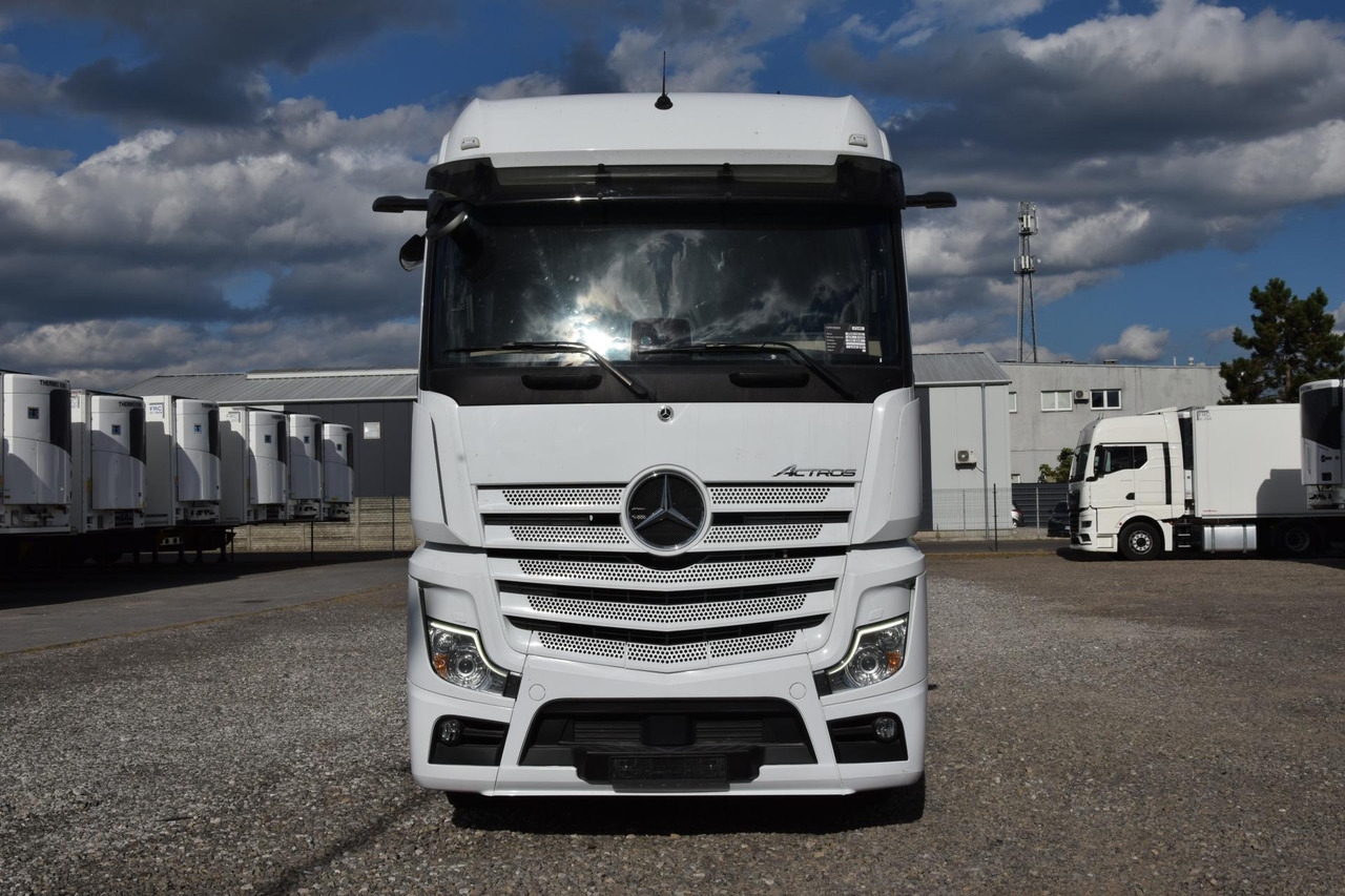 Mercedes-Benz Actros 5 1845 BigSpace - Камион влекач: слика 2 Mercedes-Benz Actros 5 1845 BigSpace - Камион влекач: слика 2